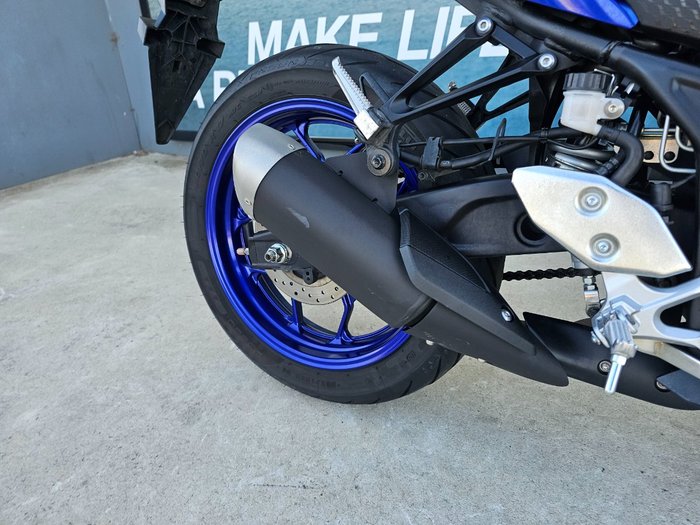 2023 Yamaha YZF-R3 Blue