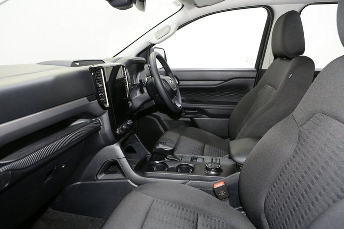 2024 Ford Everest Ambiente