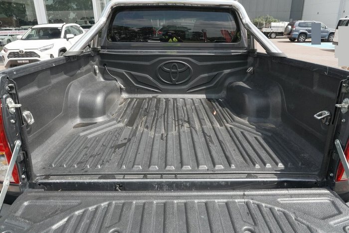 2018 Toyota Hilux SR5