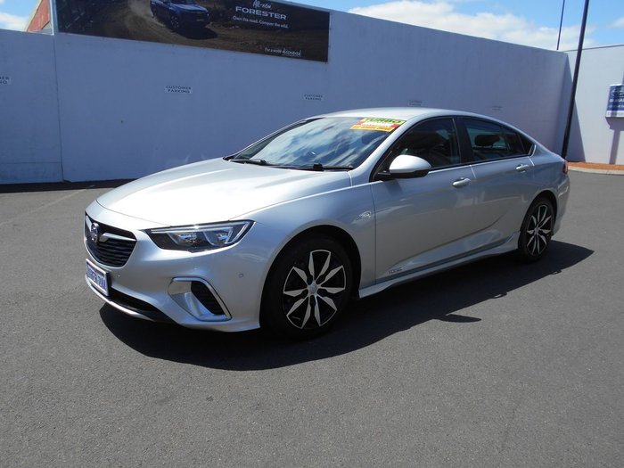 2018 Holden Commodore RS