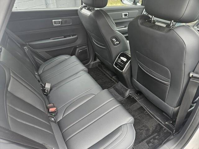 2025 Jaecoo J7 SHS Track