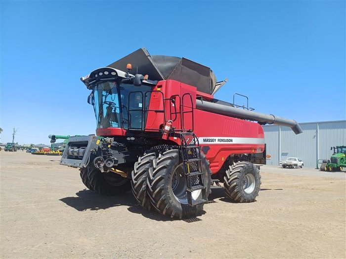 2015 Massey Ferguson 9565