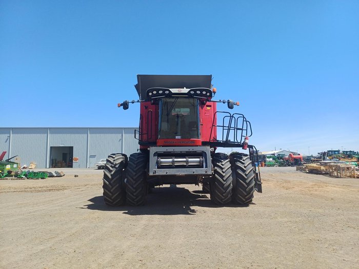 2015 Massey Ferguson 9565 Red