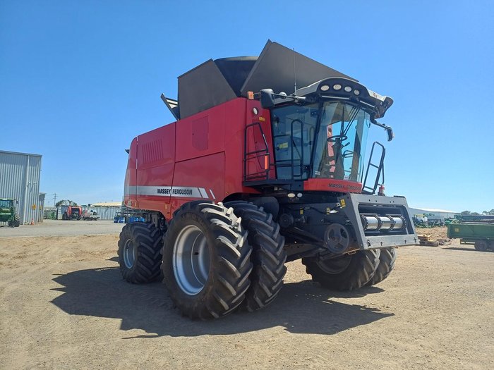 2015 Massey Ferguson 9565 Red