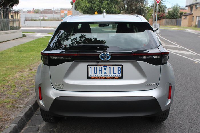 2021 Toyota Yaris Cross GX MXPJ15R AWD Stunning Silver