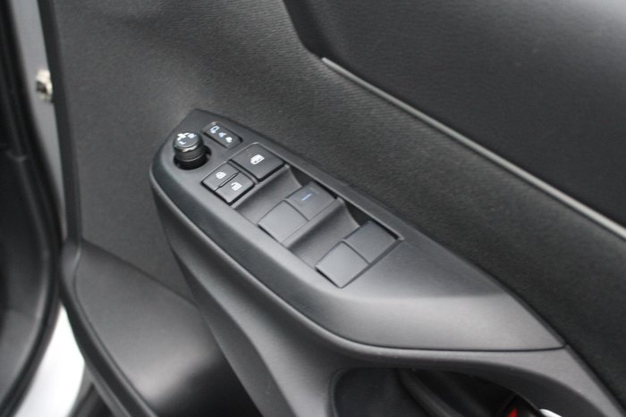 2021 Toyota Yaris Cross GX MXPJ15R AWD Stunning Silver