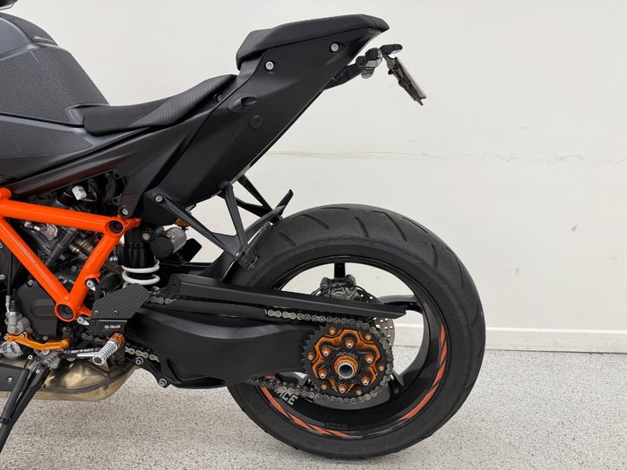 2024 Ktm 2024 Ktm 1390CC Super DUKE R Orange