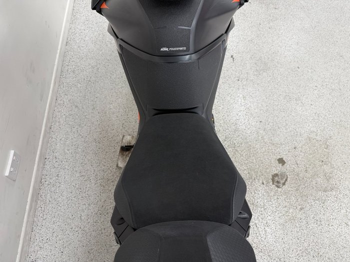 2024 Ktm 2024 Ktm 1390CC Super DUKE R Orange