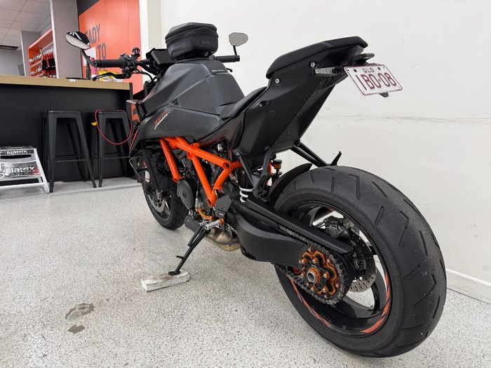 2024 Ktm 2024 Ktm 1390CC Super DUKE R Orange