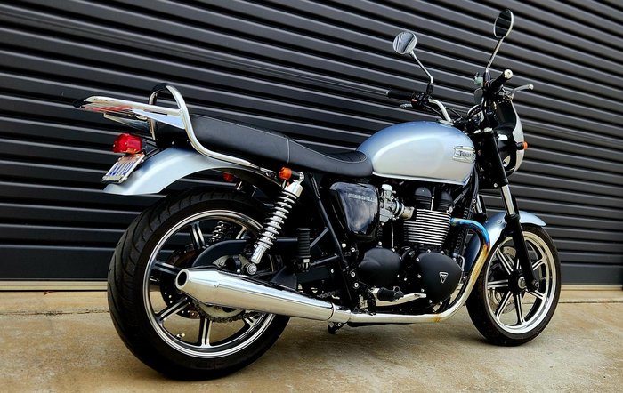 2015 Triumph Bonneville T100 SE Bonneville Grey