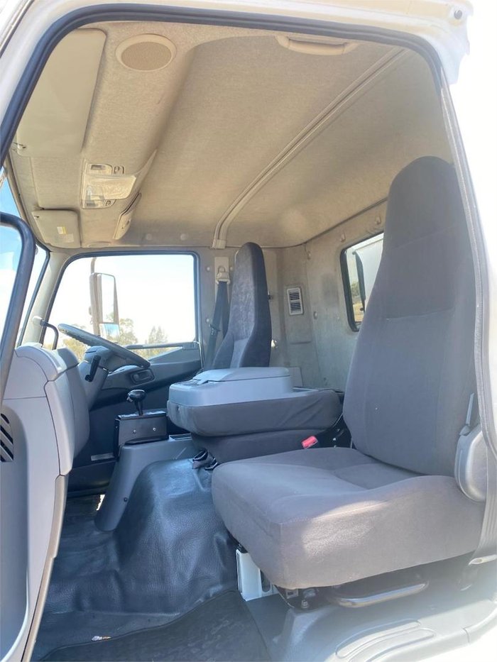 2019 Mitsubishi Fighter Fighter 1627