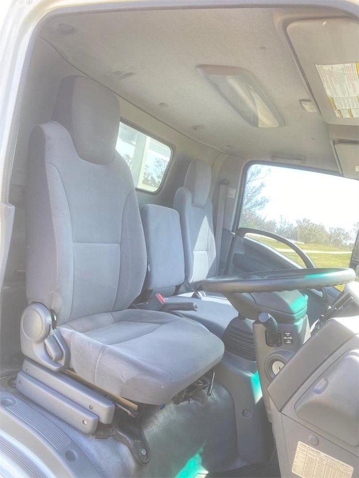 2017 Isuzu Nnr NNR 65-150