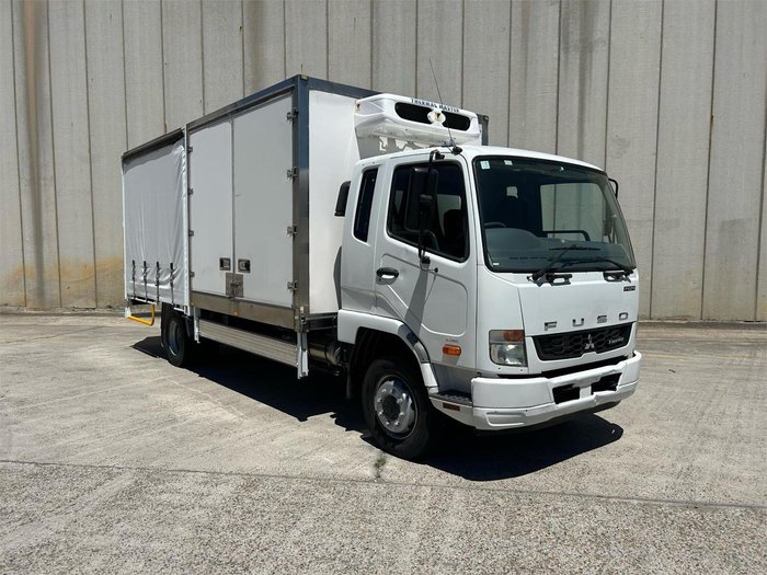 2016 Mitsubishi Fighter Fighter 1424