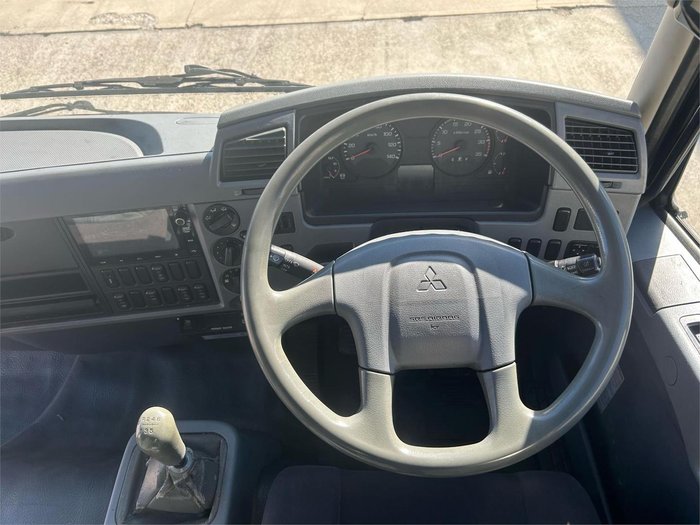 2016 Mitsubishi Fighter Fighter 1424