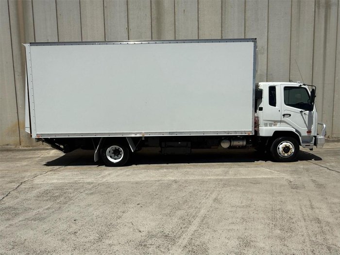 2019 Mitsubishi Fighter 1224