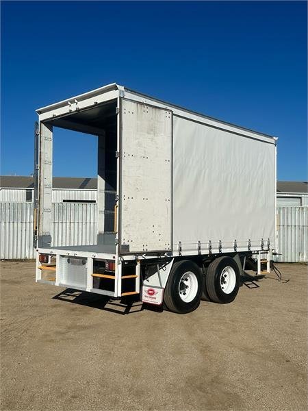 2016 Ace Tandem Axle Trailer