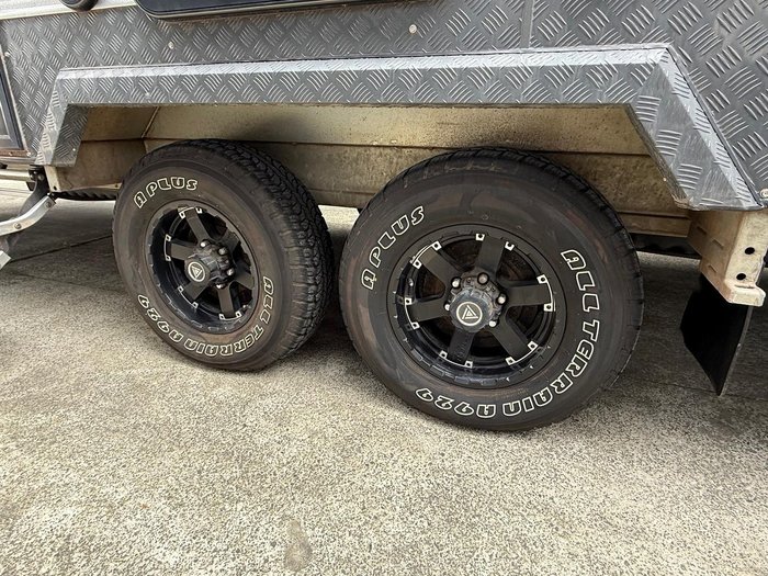 2020 New Age Caravans Road Owl