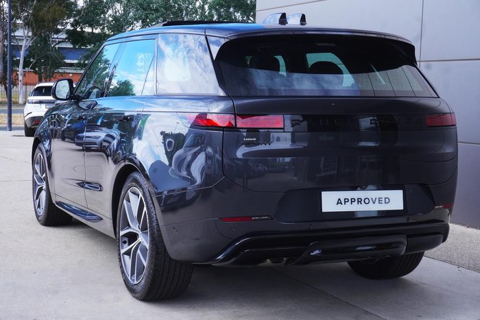 2025 Land Rover Range Rover Sport D250 Dynamic SE