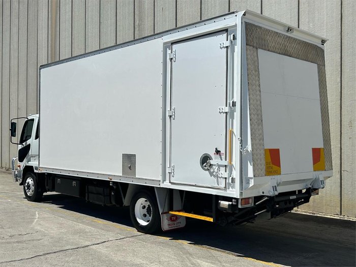 2019 Fuso Fighter 1224 FIGHTER