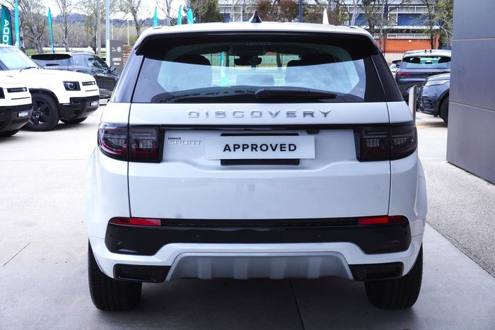 2024 Land Rover Discovery Sport P200 S
