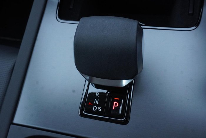 2024 Land Rover Discovery Sport P200 S