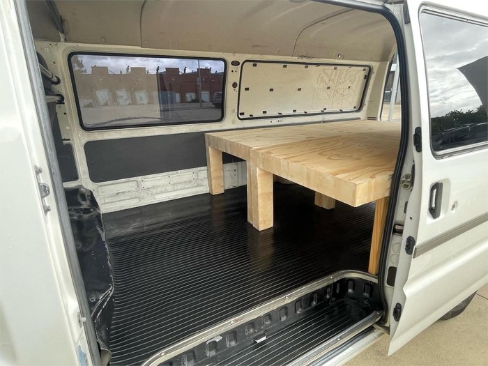 2005 Ford Econovan JH MY03 Cool White