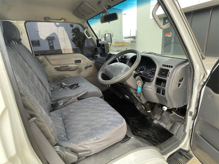 2005 Ford Econovan JH MY03 Cool White