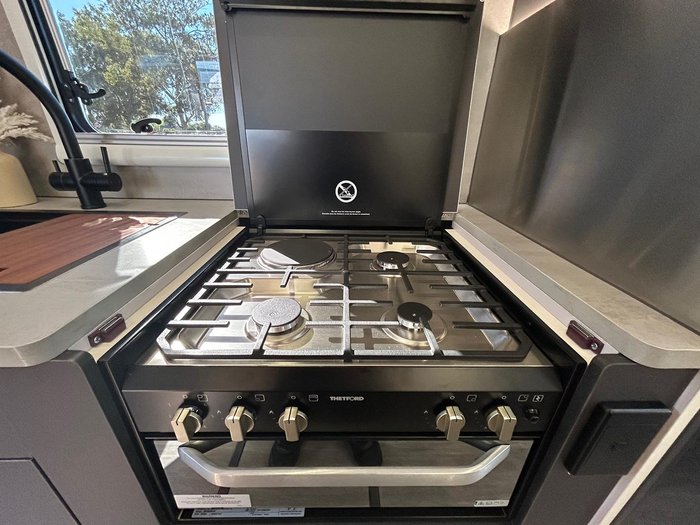 2025 X Series RV Signature 17'6