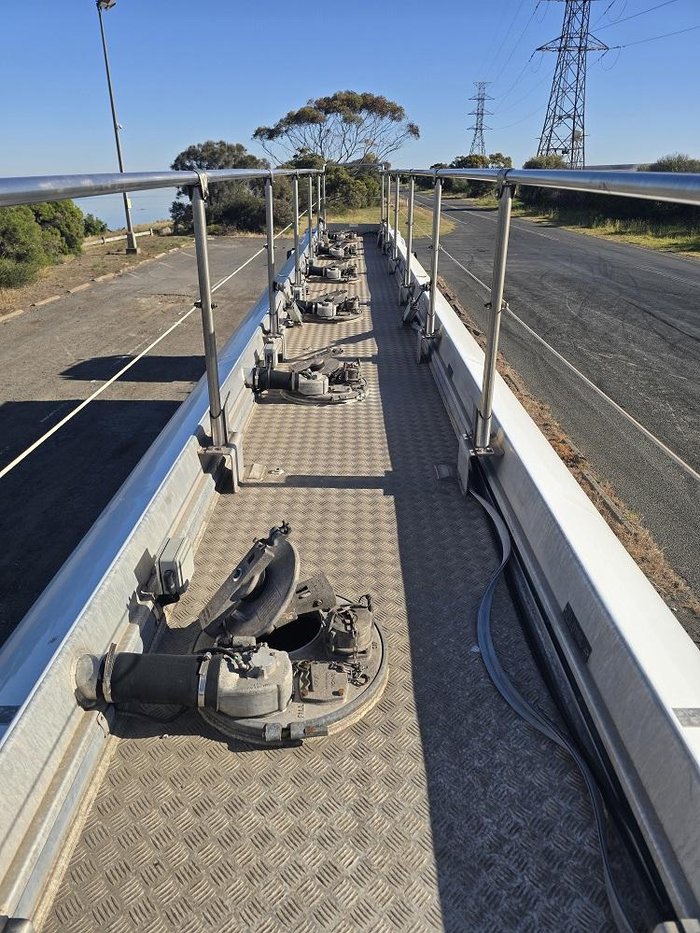 2014 Tieman Tri Axle 6 Compartment