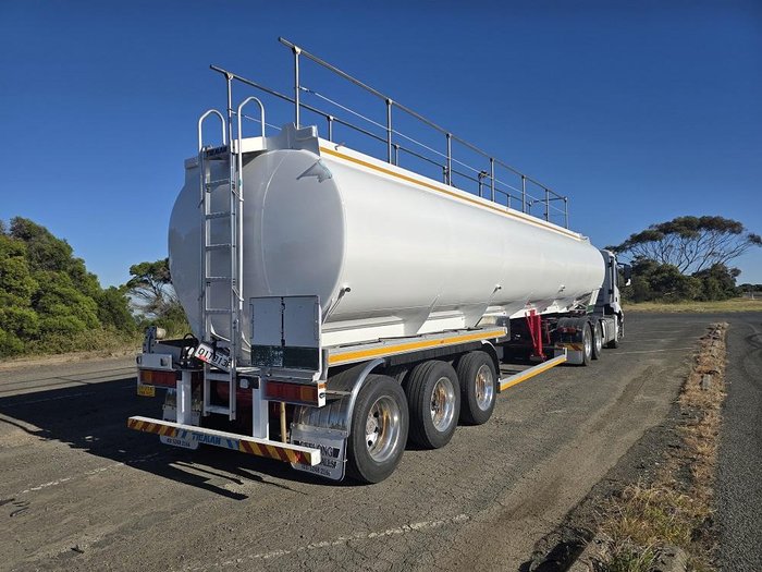 2014 Tieman Tri Axle 6 Compartment