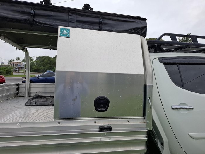 2015 Mitsubishi Triton GLX-R