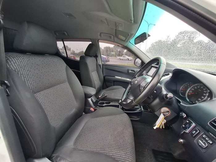 2015 Mitsubishi Triton GLX-R