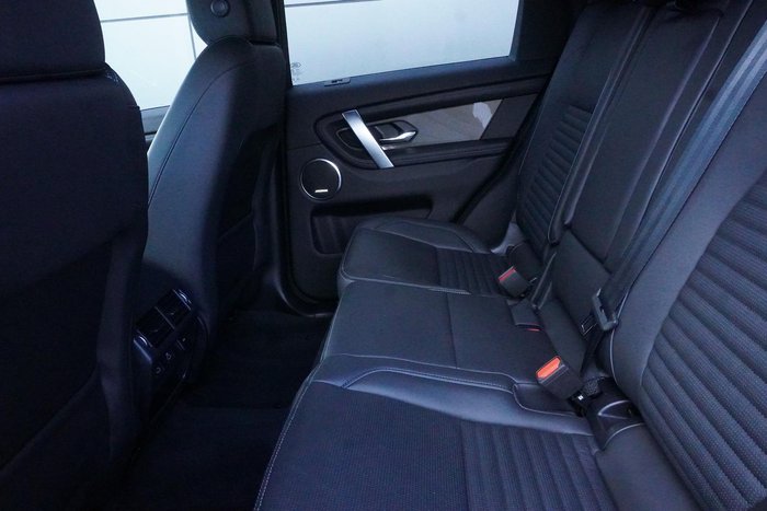 2024 Land Rover Discovery Sport P250 Dynamic SE