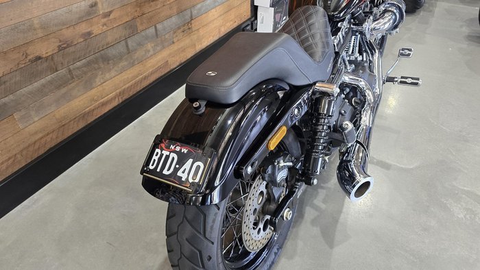 2015 Harley-Davidson Dyna Wide Glide 1690 (FXDWG) Dyna Black