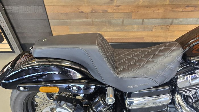 2015 Harley-Davidson Dyna Wide Glide 1690 (FXDWG) Dyna Black