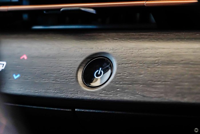 2025 Nissan Ariya Advance