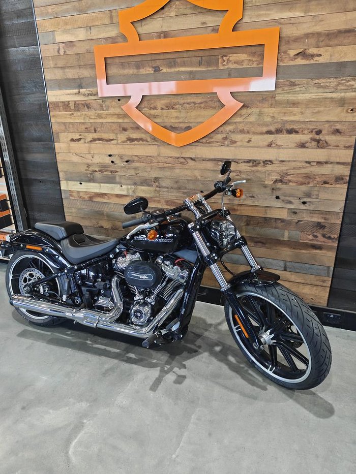 2022 Harley-Davidson Breakout 114 (FXBRS) Softail Black
