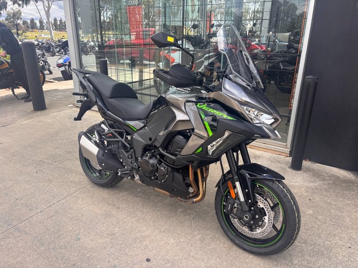 2025 Kawasaki 2025 KAWASAKI 1100CC VERSEYS (KLZ1100BSFNN) GREEN