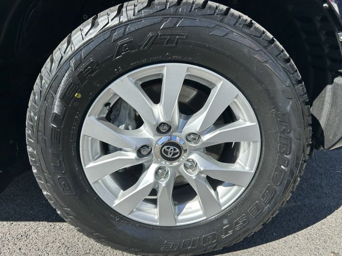 2017 TOYOTA LANDCRUISER SAHARA