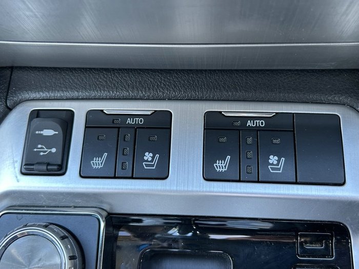 2017 TOYOTA LANDCRUISER SAHARA