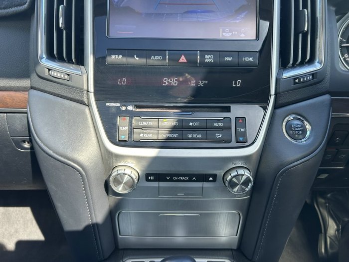 2017 TOYOTA LANDCRUISER SAHARA