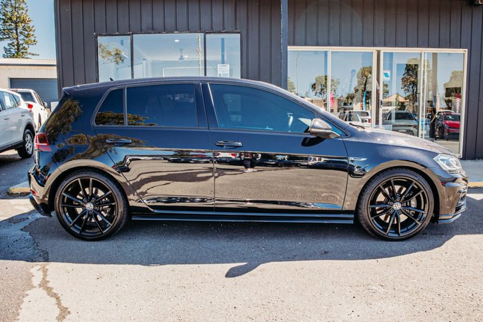 2020 Volkswagen Golf R Final Edition