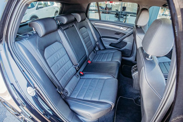 2020 Volkswagen Golf R Final Edition