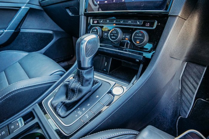 2020 Volkswagen Golf R Final Edition