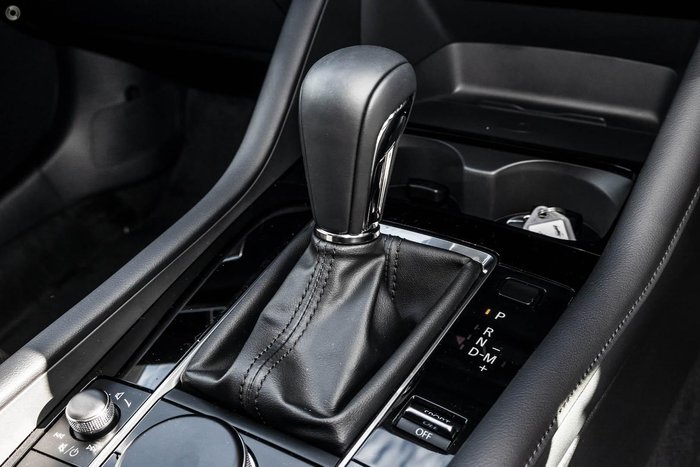 2025 Mazda 3 G20 Touring