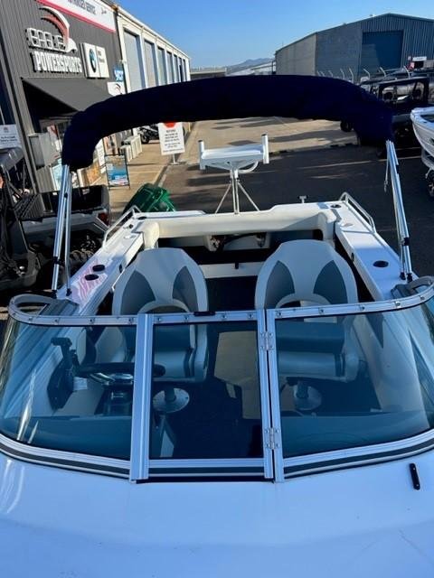 2025 QUINTREX 500 Fishabout Pro