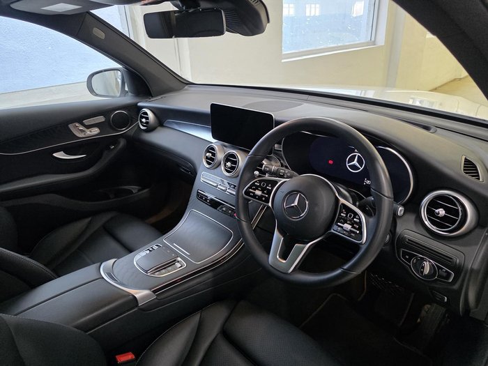 2022 Mercedes-Benz GLC-Class GLC300