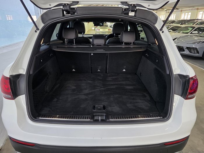 2022 Mercedes-Benz GLC-Class GLC300