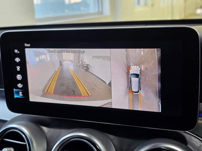 2022 Mercedes-Benz GLC-Class GLC300