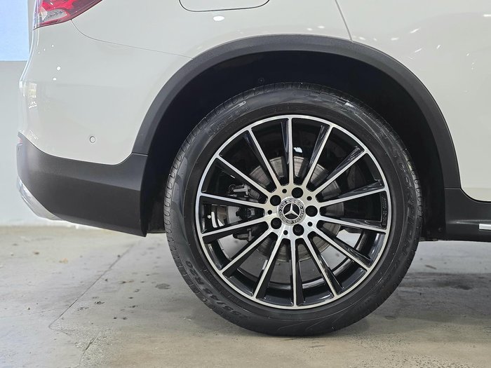 2022 Mercedes-Benz GLC-Class GLC300